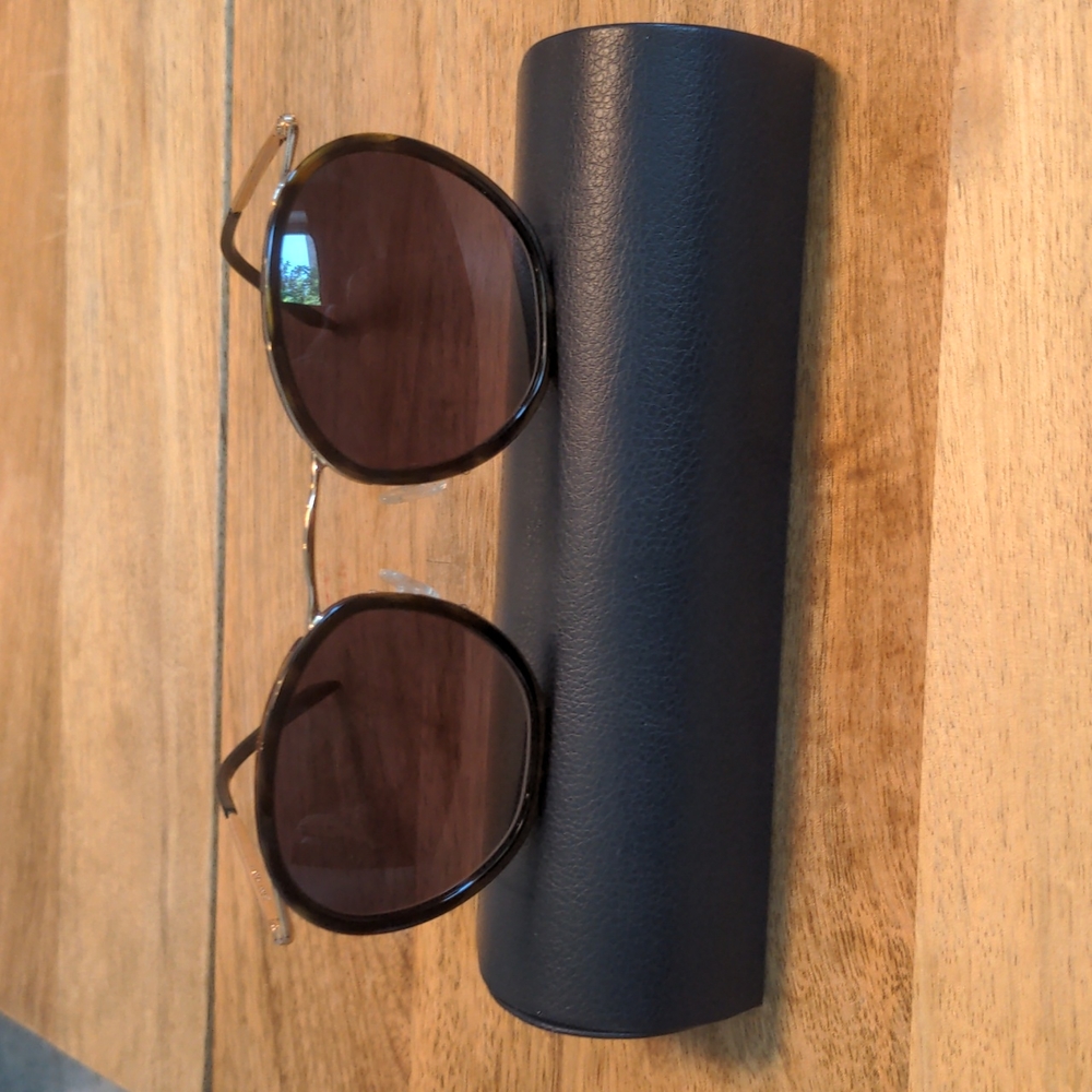 Warby Parker Bergen Sunglasses in Whiskey Tortoise